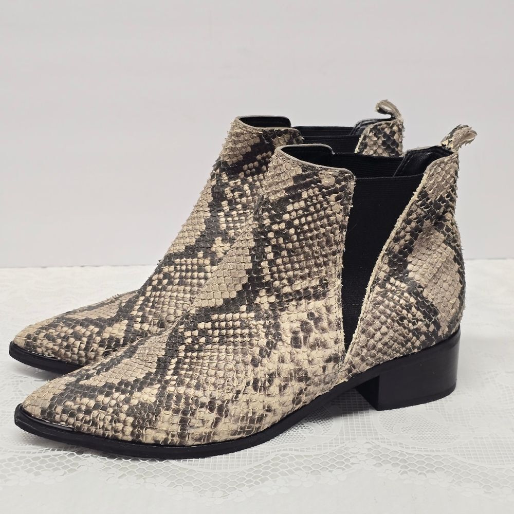 Marc Fisher Yale Chelsea Boots Snakeskin Embossed Genuine Leather Women's 8